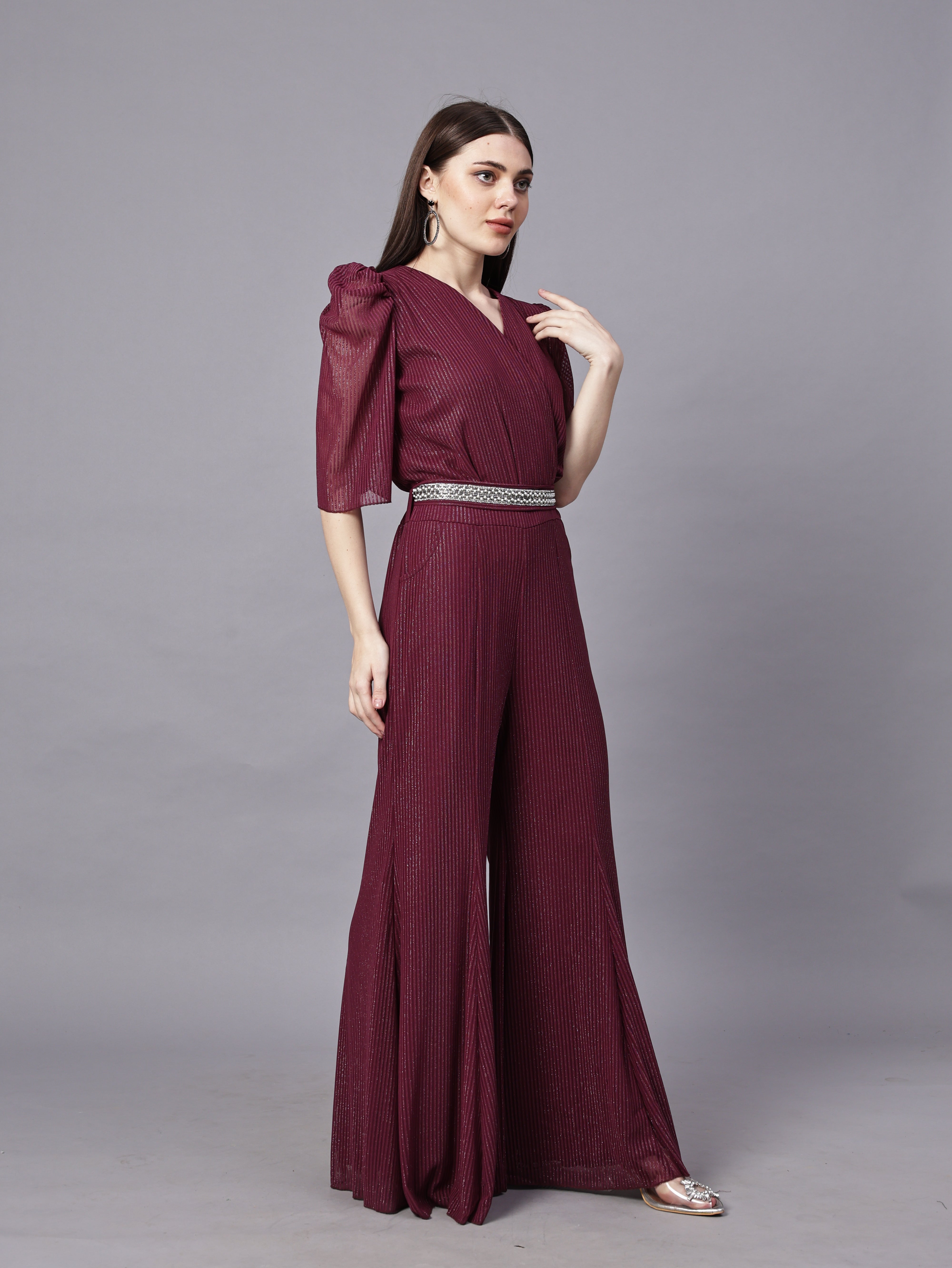 POWERNET CROSS NECK JUMPSUIT WITH BELT