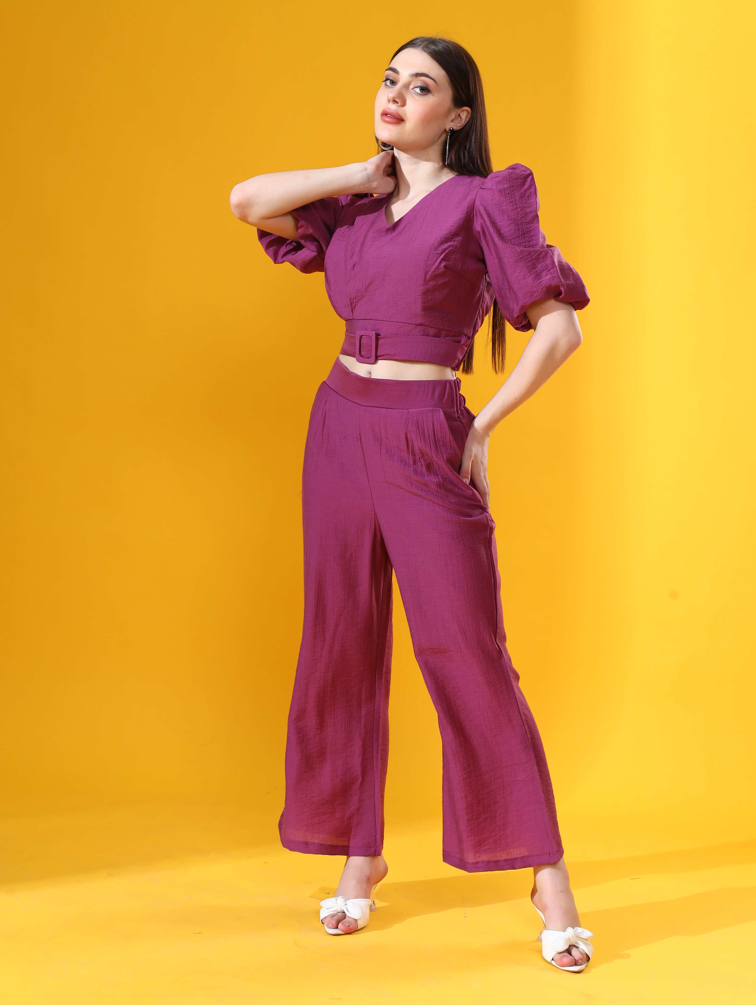 CROP TOP WITH ATTACH BUCKLE AND PANT