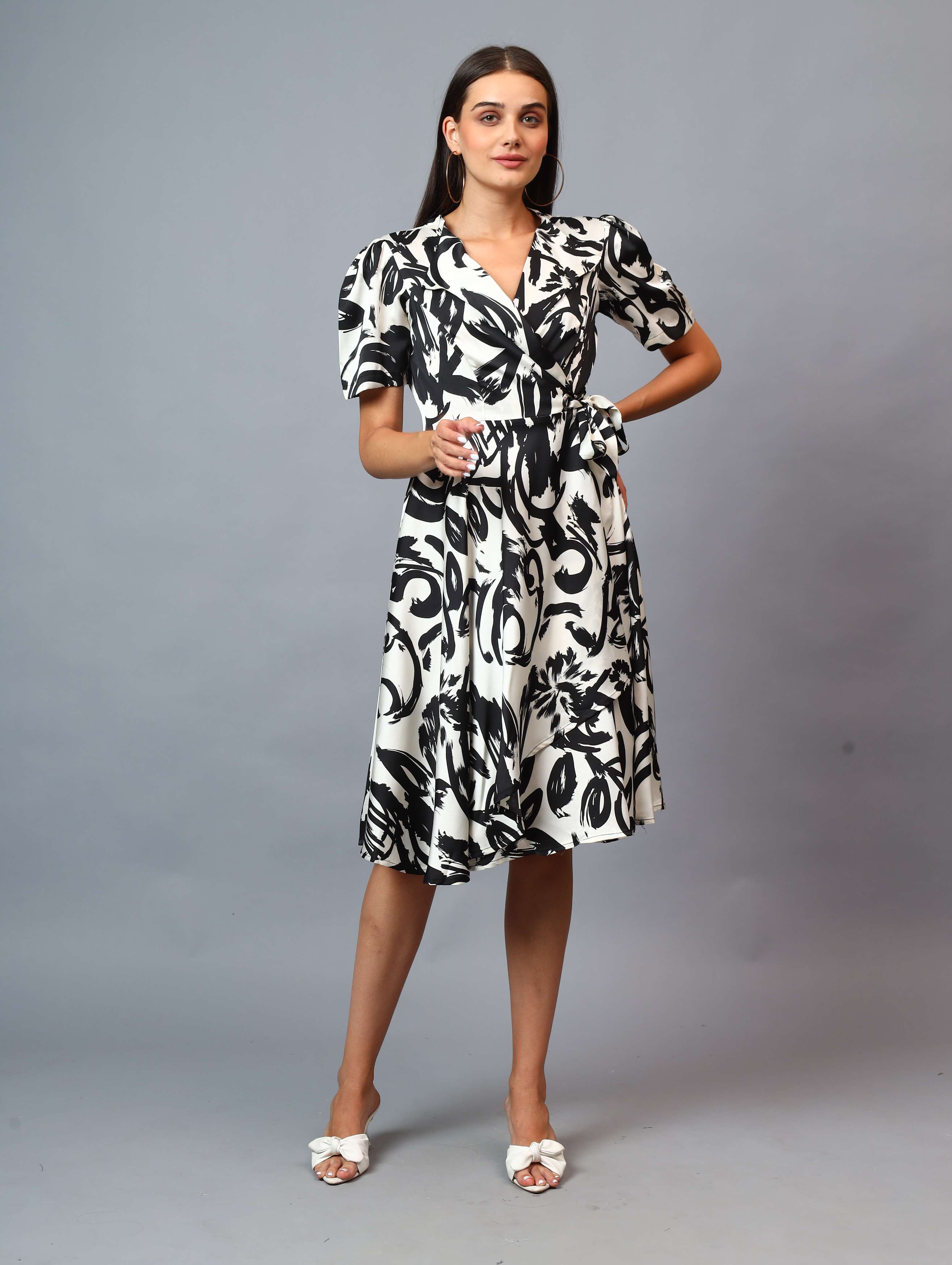 PRINTED RAPRON SIDE KNOT DRESS COMFORT TO WEAR