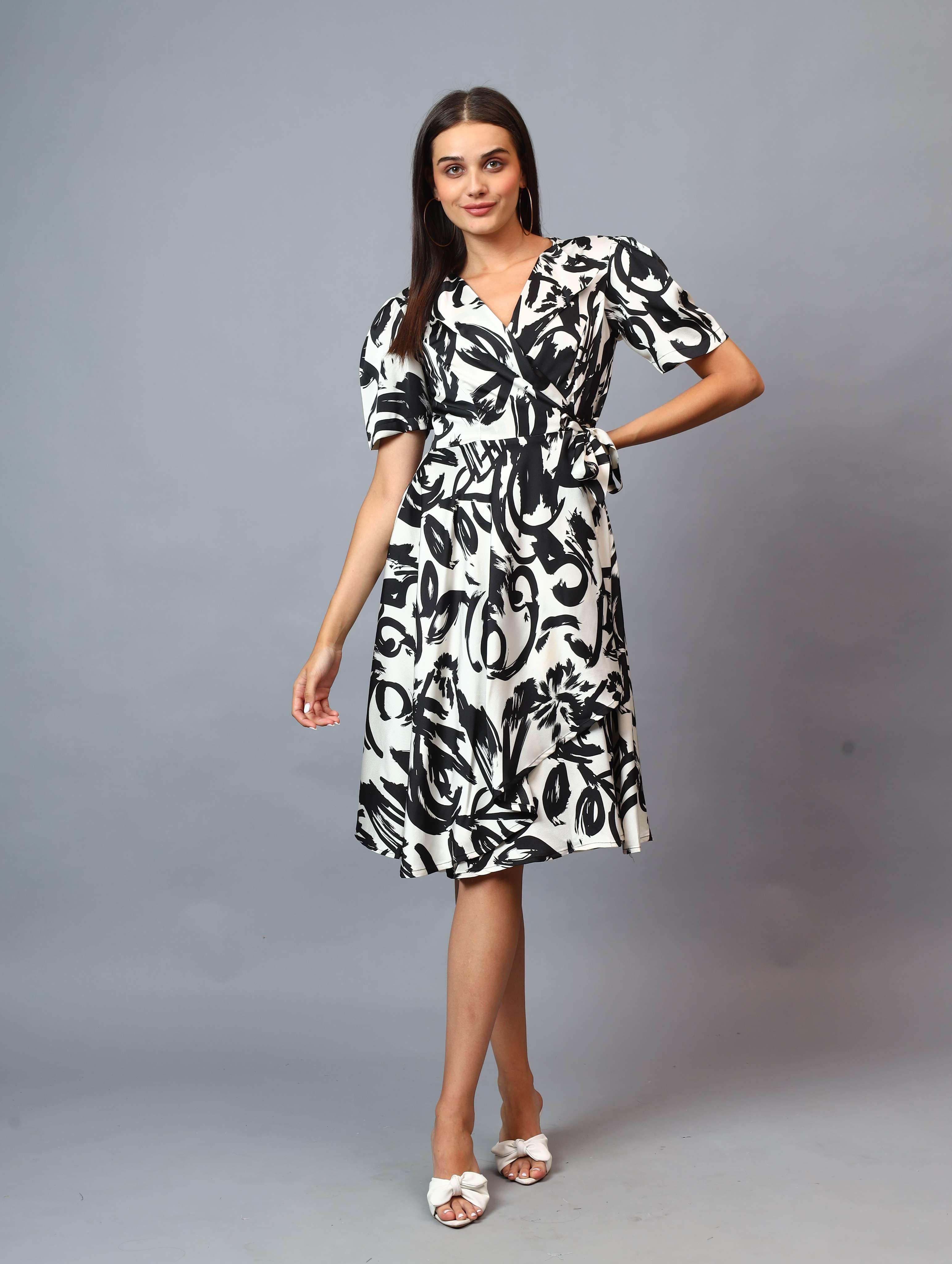 PRINTED RAPRON SIDE KNOT DRESS COMFORT TO WEAR