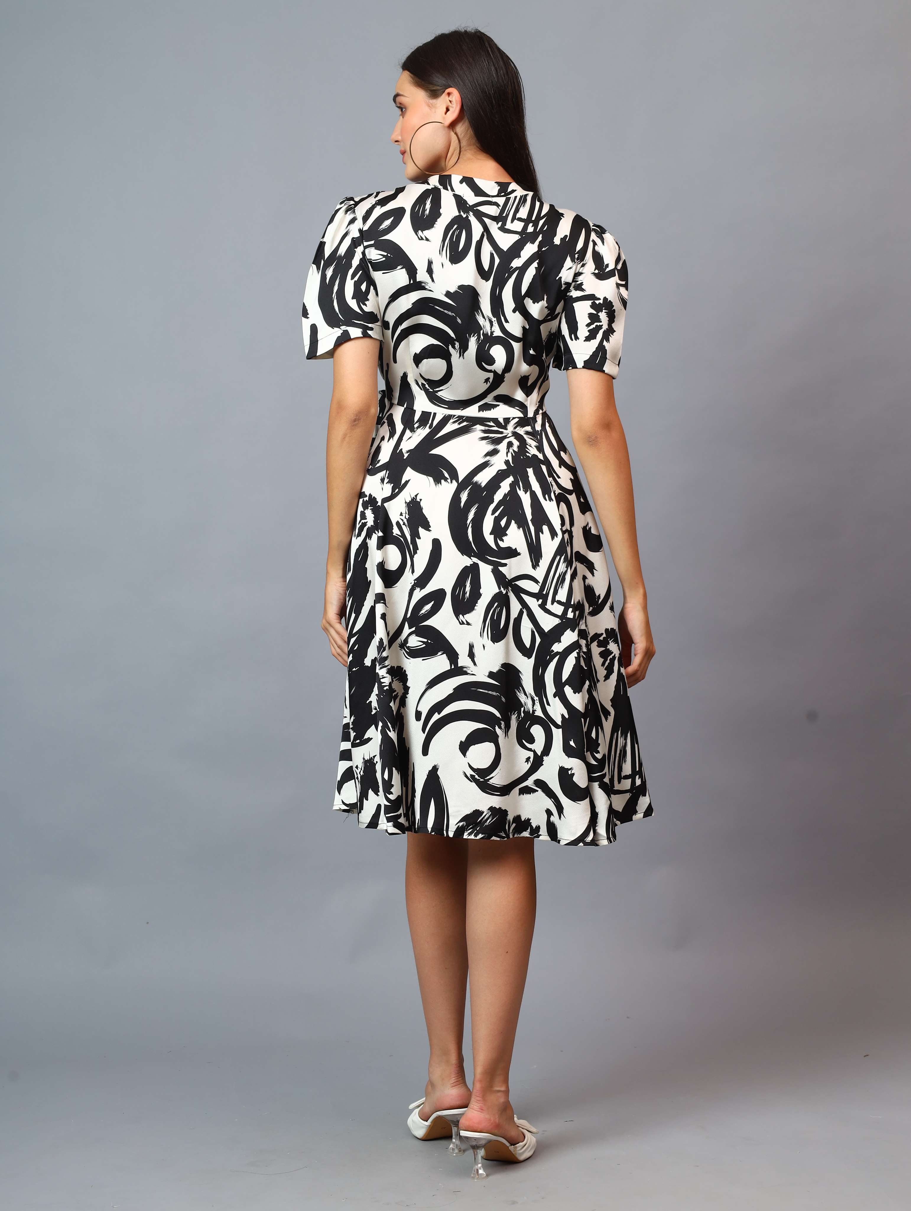 PRINTED RAPRON SIDE KNOT DRESS COMFORT TO WEAR