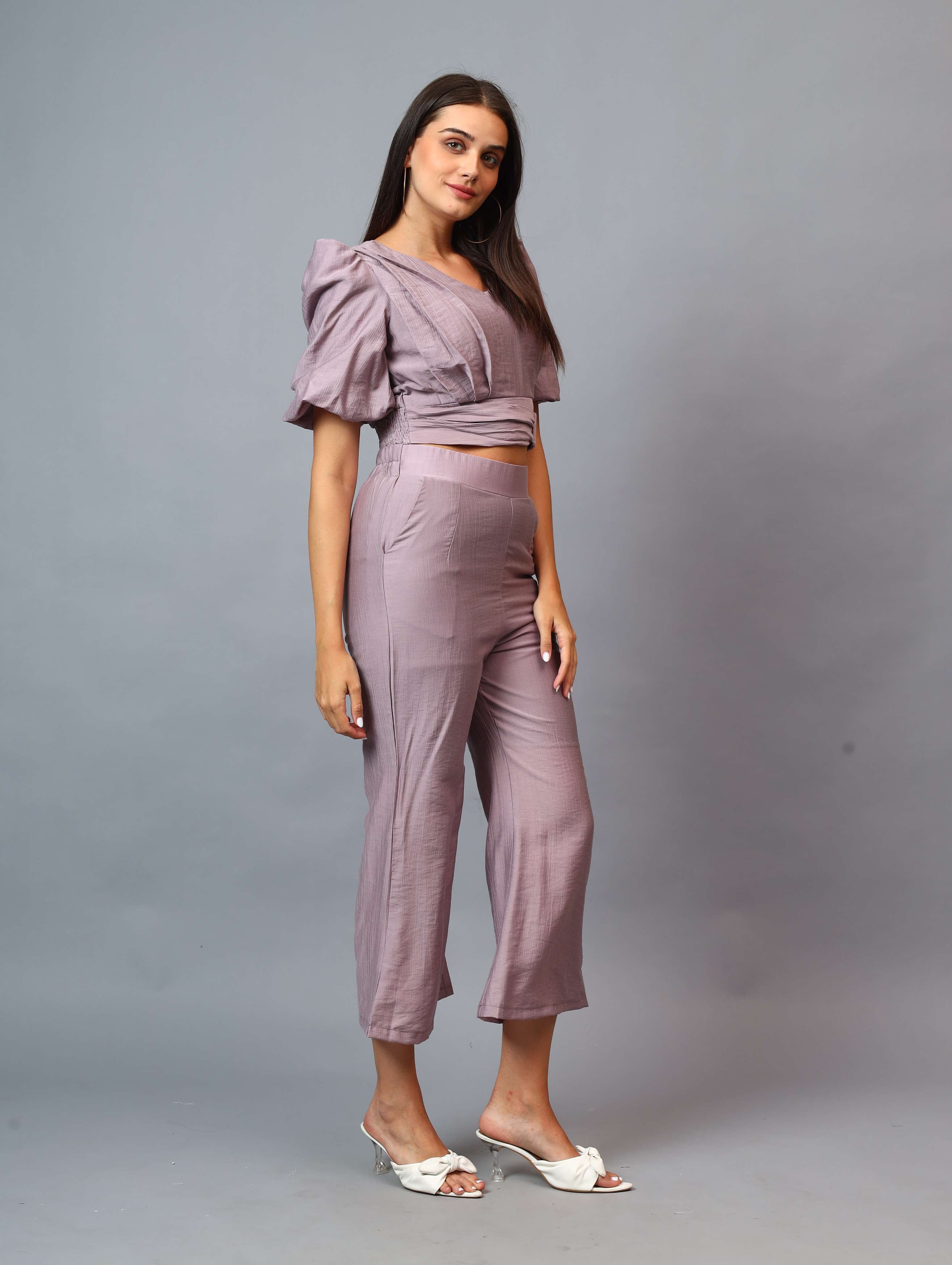 CROP TOP WITH ATTACH BUCKLE AND PANT